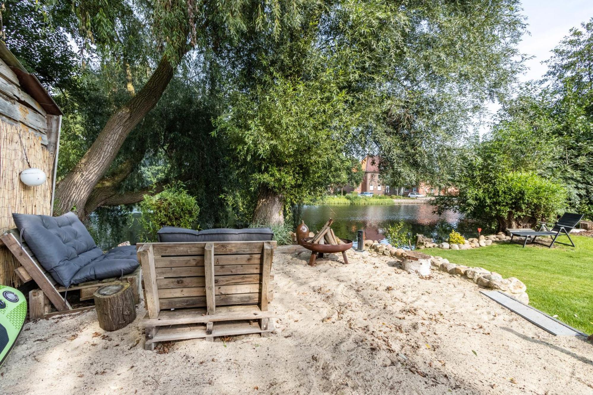 Ferienwohnung Am Parksee 바트보덴타이흐 외부 사진